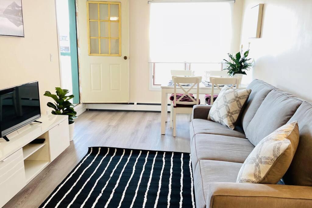 Unit #303 Mountain View 1Br In Canmore Downtown Exteriér fotografie